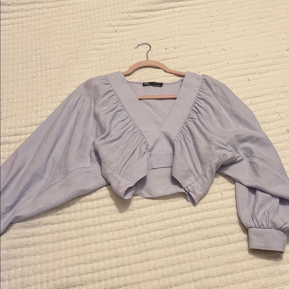 Zara Lavender Women's Top. I would say fits more like a Small